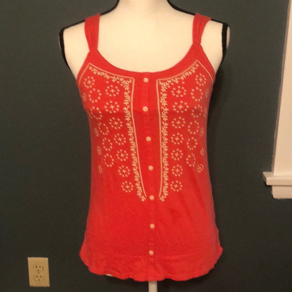 💗𝕡𝕣𝕖𝕥𝕥𝕪 𝕣𝕖𝕕 𝕤𝕙𝕚𝕣𝕥💗